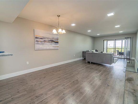 5th image of 14459 River Beach Dr APT B-211