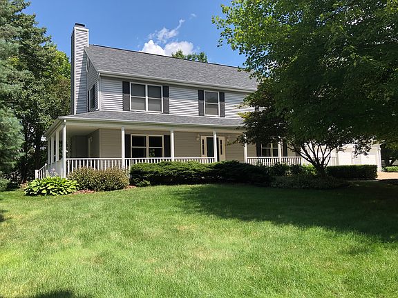 4th image of 2600 Brookwood Dr