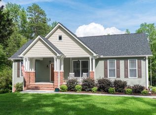 506 Green Town Rd, Farmville, VA 23901