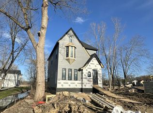 2020 Watkins Lake Rd, Waterford, MI