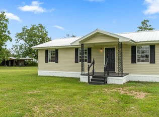 291 Cuttings Loop Rd, Homerville, GA 31634