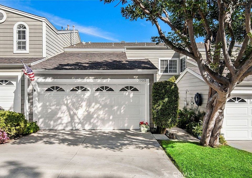 1st image of 33072 Ocean Rdg