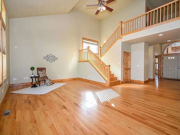 2nd image of 3314 Muskrat Creek Dr