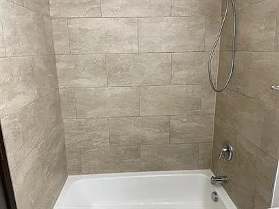 Oceanlake Estates Apartments — Photo 28