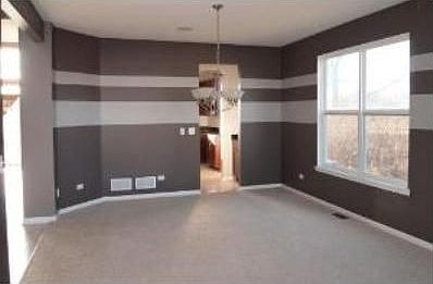 3rd image of 615 Wexford Ct