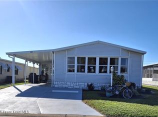 627 Puffin Dr, Barefoot Bay, FL 32976