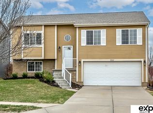 16863 Fowler Ave, Omaha, NE 68116