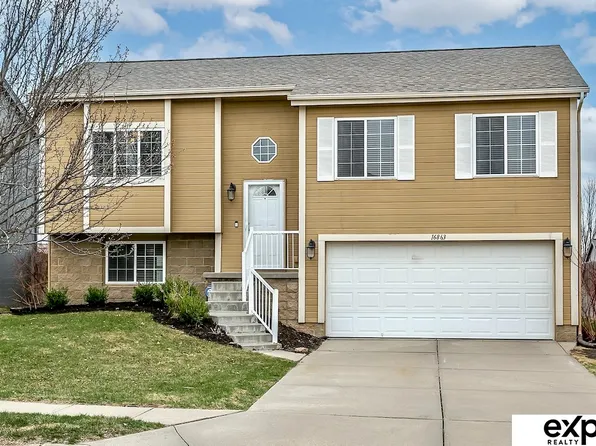 16863 Fowler Ave, Omaha, NE 68116