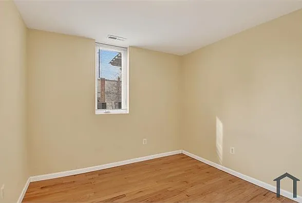 1648 Park Rd NW #5 — Photo 10