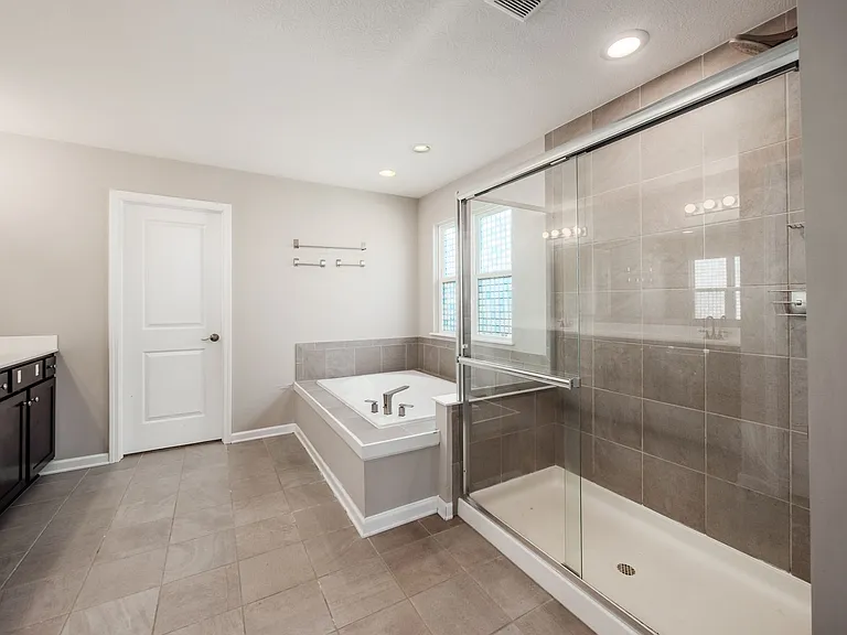 1082 Treeline Way — Photo 13