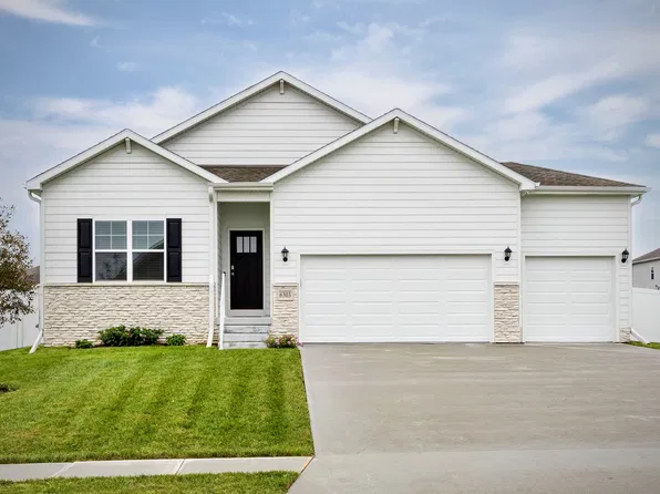 6303 1/2 Clear Creek St, Omaha, NE 68157