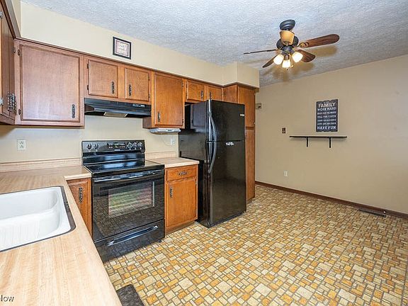 4th image of 606 Alice St