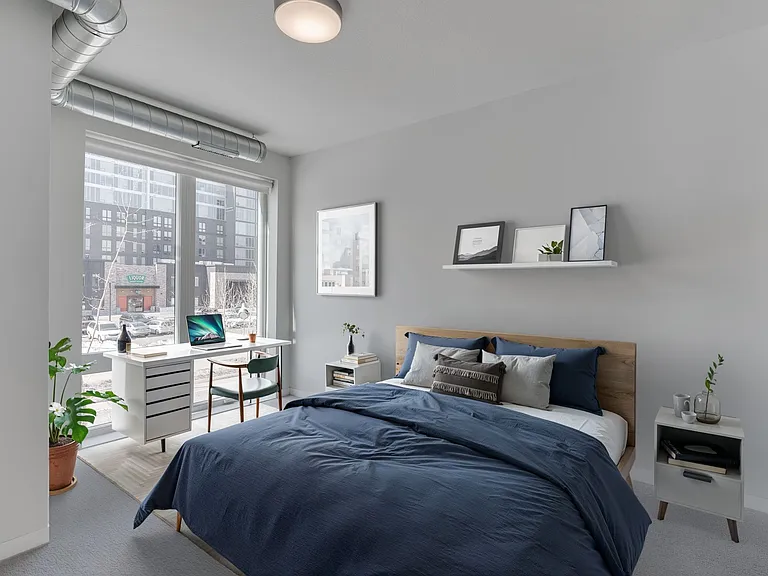 Loring - 2 Bed / 2 Bath - 1,010-1,045 Sq.Ft.