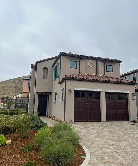 308 Tresana Ln — Photo 1