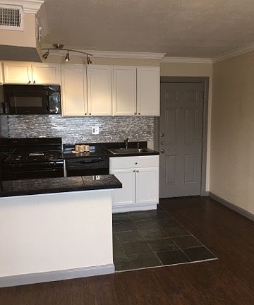 5th image of 1527 Annex Ave APT 203