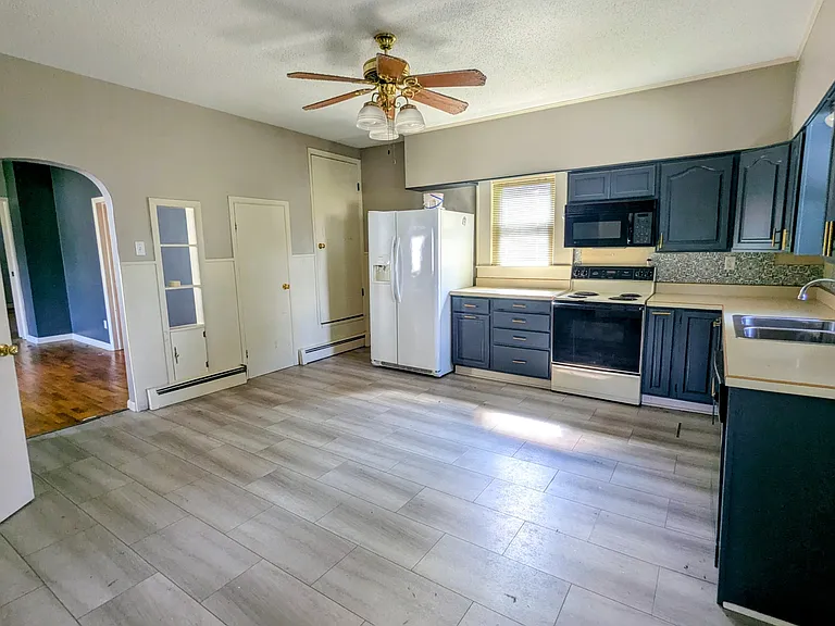 2320 W 9th St #2320 — Photo 12