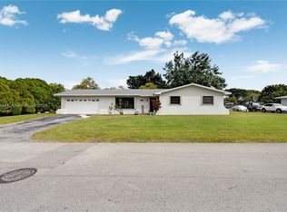 11801 SW 100th Ave, Miami, FL 33176