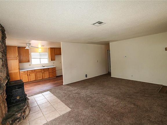 5th image of 1017 Sequoia Dr