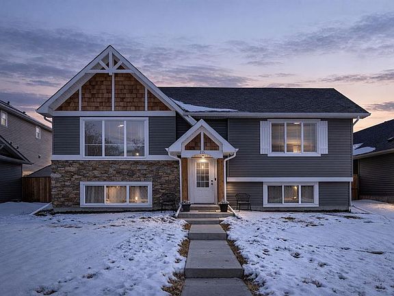 2nd image of 215 W George St SW