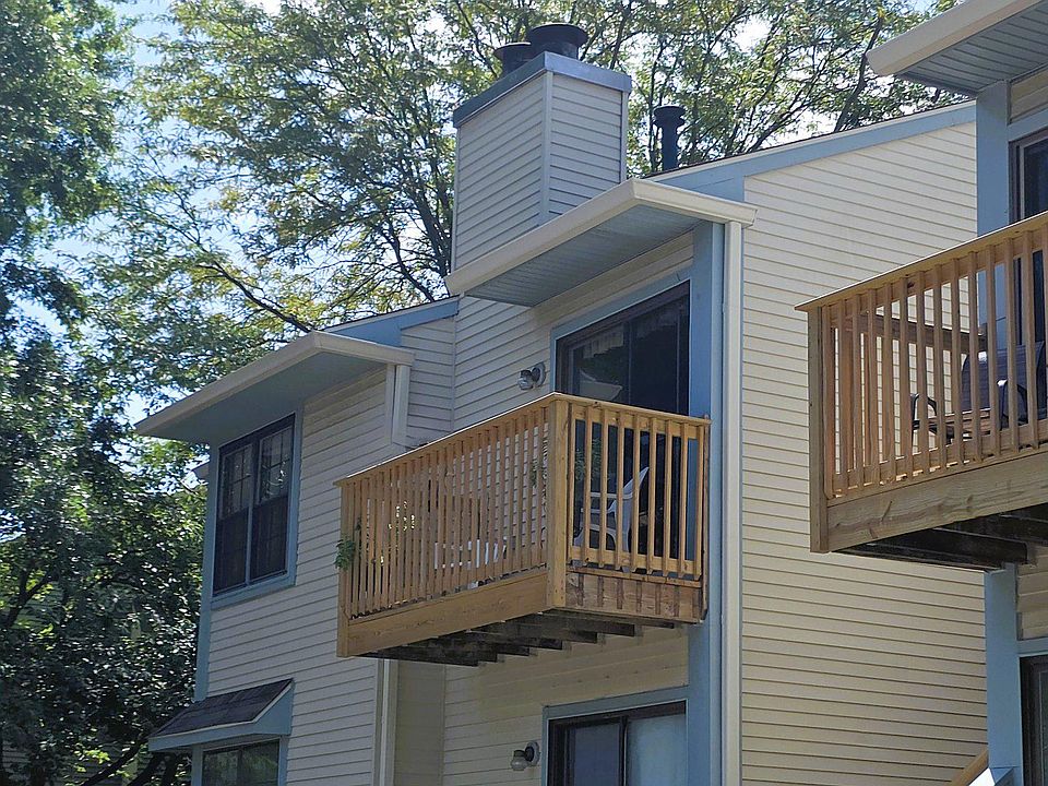 1st image of 104 Ashton Ct Floor 2