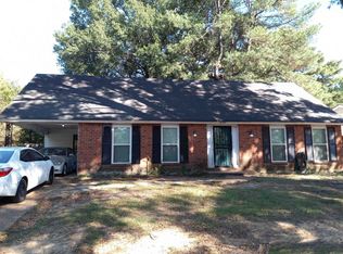 3694 Shoreham Dr, Memphis, TN 38118