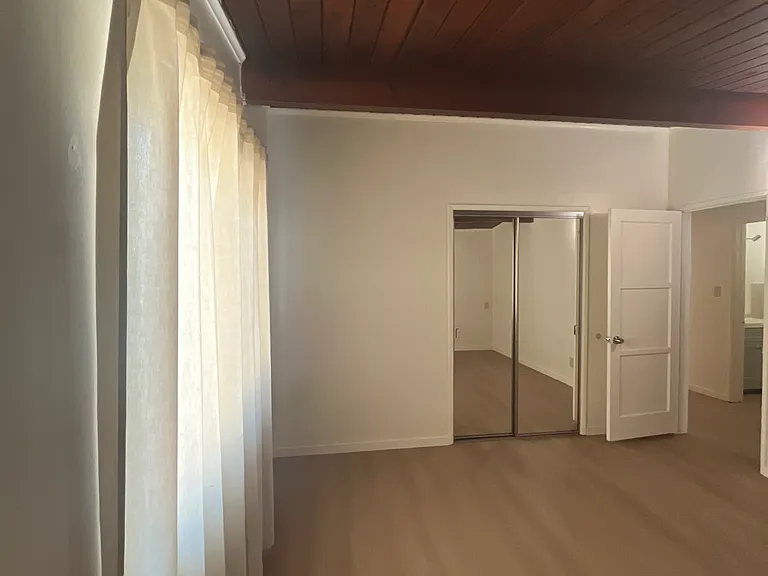 8039 Cantaloupe Ave — Photo 18