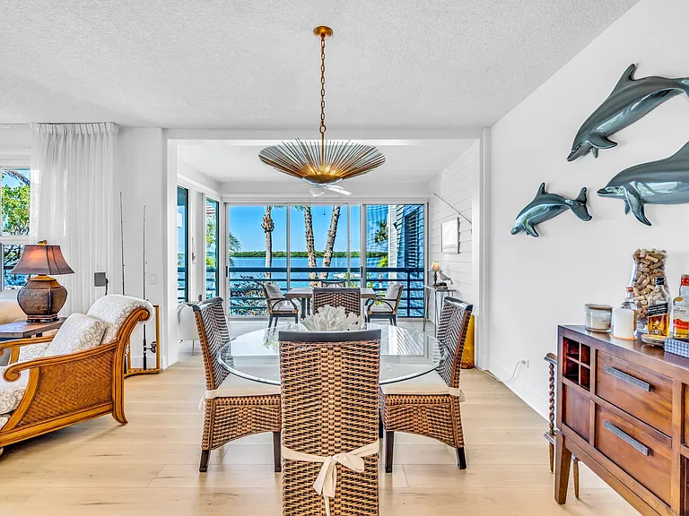 615 Dream Island Rd #201 — Photo 5