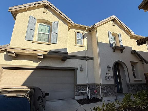 2nd image of 280 Uccello Way