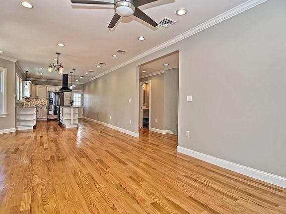 4th image of 39-41 Sydney St #41