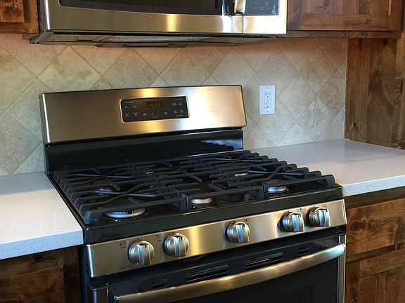 new cabinets and appliances