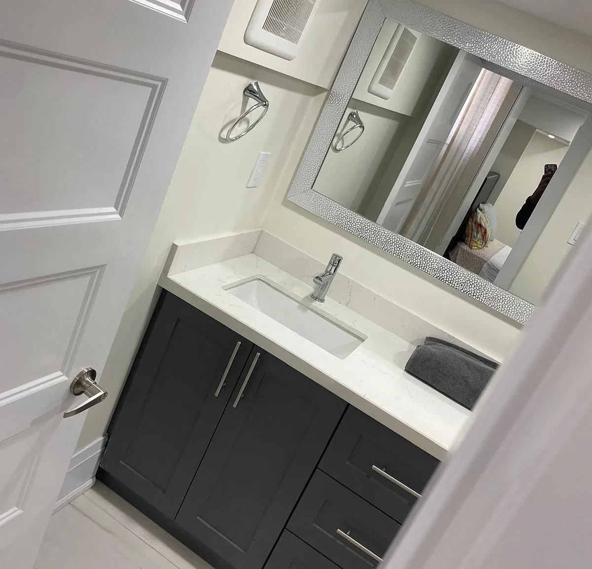 2 bed, $2,000 — Photo 4