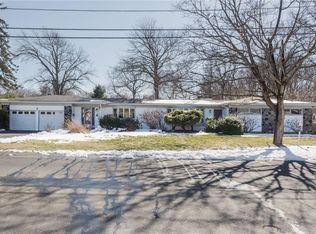 65 Edgar Nock Rd, North Kingstown, RI 02852