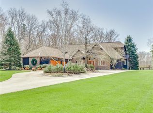 658 Sagamore Rd, Northfield, OH 44067