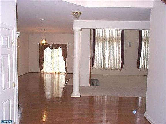 Entrance view from Foyer