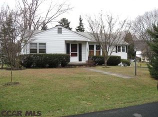 123 E Crestview Ave, Boalsburg, PA 16827