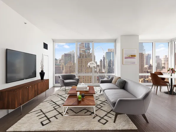 247 West 46th Street image 1 of 10