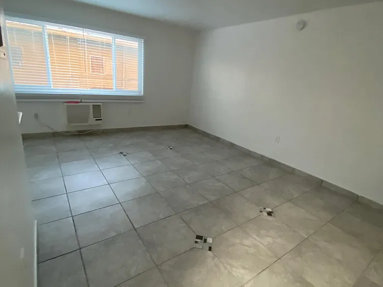 8513 Cedros Ave #2A — Photo 3