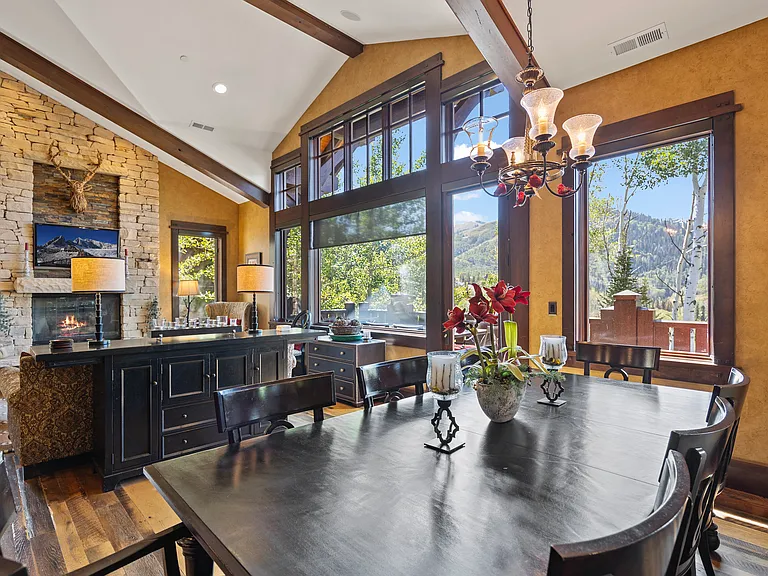 8895 Empire Club Dr — Photo 4
