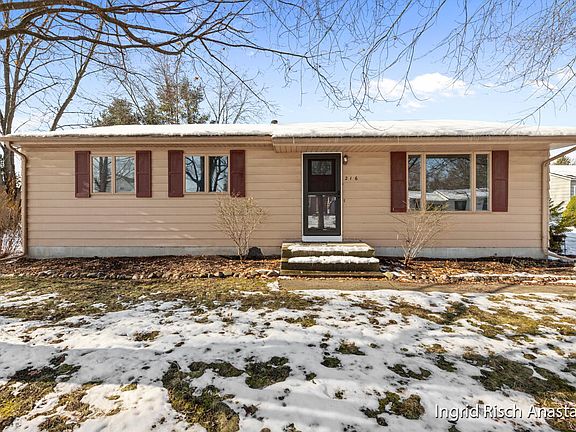2nd image of 216 Roberta Jayne Dr
