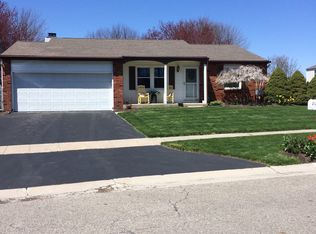 2120 Longport Dr, Maumee, OH 43537