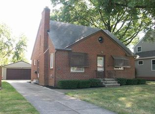 2553 Lakeview Ave, Rocky River, OH 44116