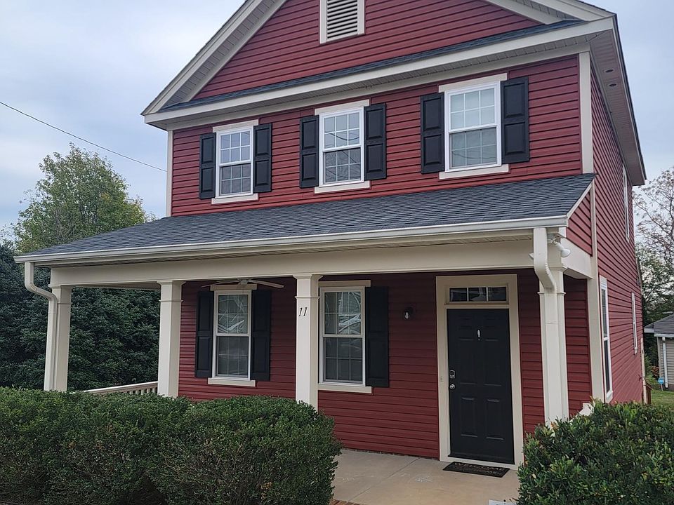 1st image of 11 McLeod St