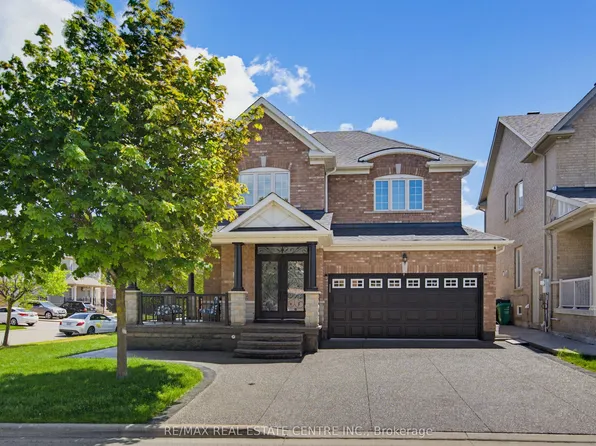7 Resserville St, Brampton, ON L6R 0N5