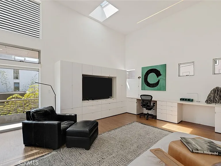 27 Driftwood St — Photo 36