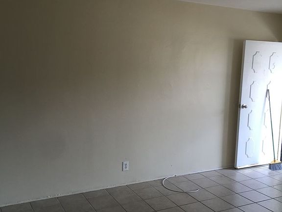 2nd image of 7102 Ethel Ave APT 5