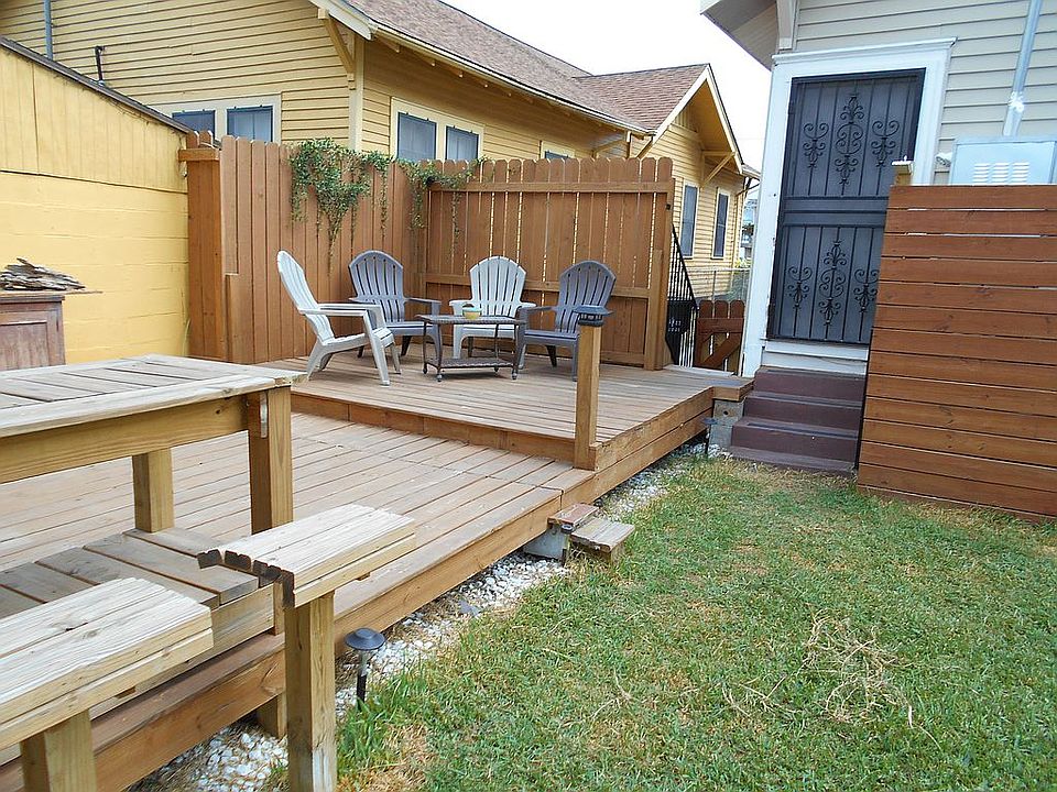 2nd image of 2532 Milan St