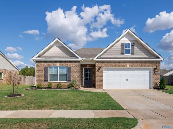 13886 Hickory Brook Rd, Athens, AL 35611