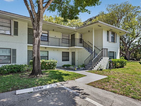 2nd image of 2301 Sabal Ridge Court #H