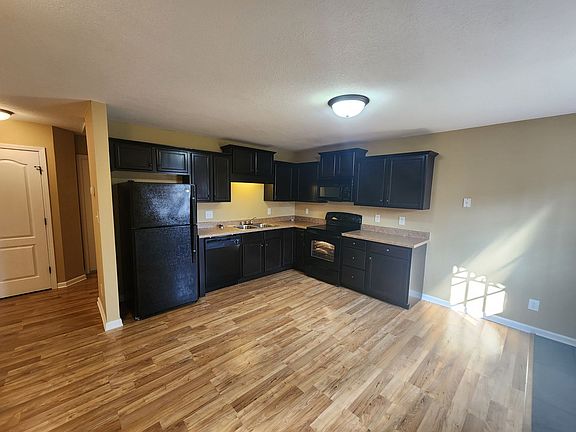 4th image of 987 S Ash Ridge Dr Unit B