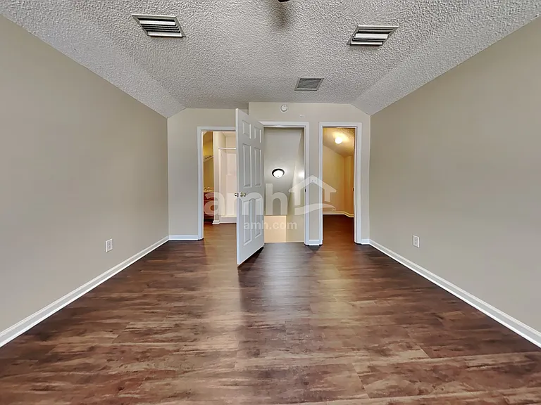 2523 Sandhaven Ct — Photo 18